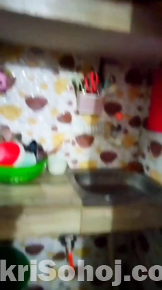 Small Flat / Small Family